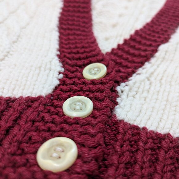 Hand knit cable cardigan maroon and white - Picture 13 of 14
